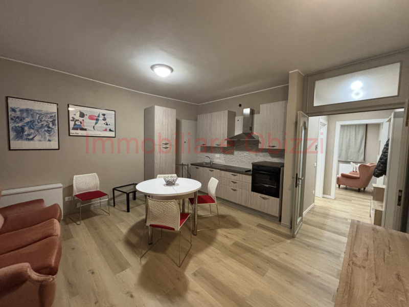 PADOVA - Savonarola - Proponiamo in vendita bilocale al piano terra con ingresso indipendente.
L'...