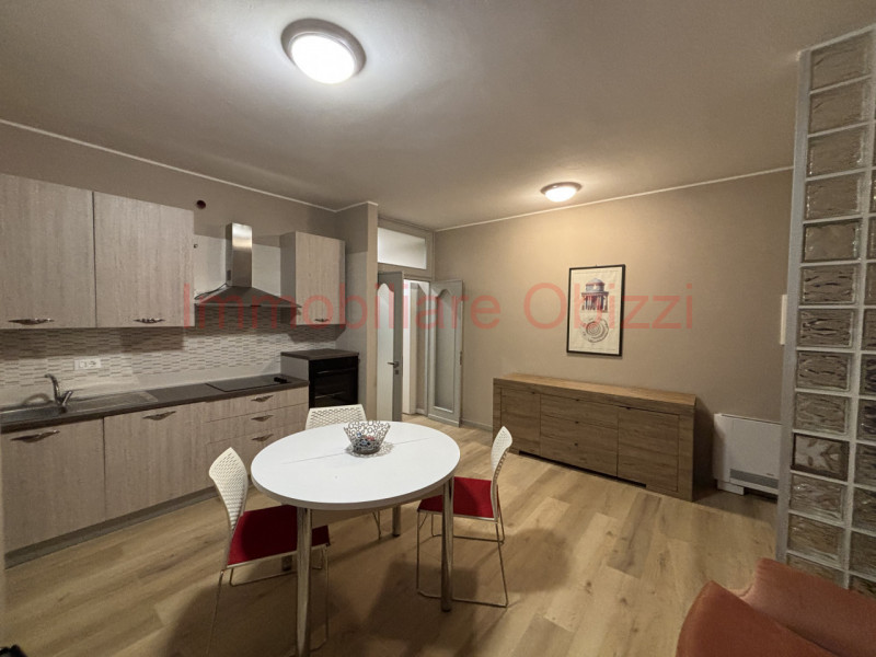 PADOVA - Savonarola - Proponiamo in vendita bilocale al piano terra con ingresso indipendente.
L'...