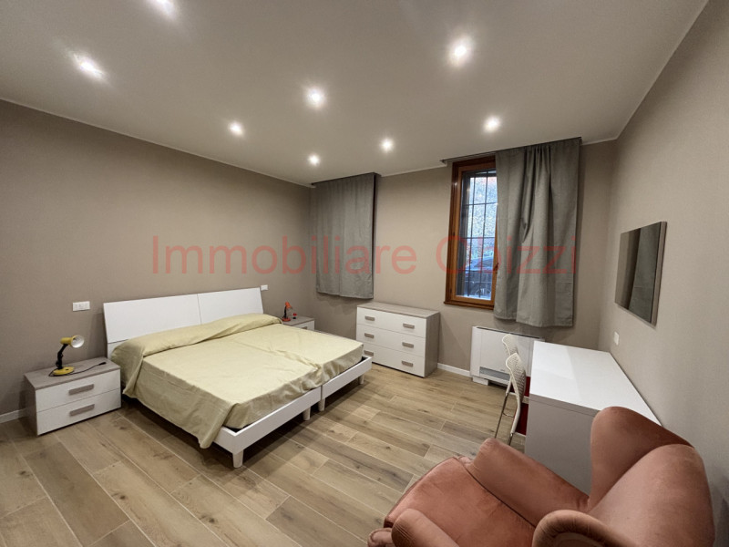 PADOVA - Savonarola - Proponiamo in vendita bilocale al piano terra con ingresso indipendente.
L'...