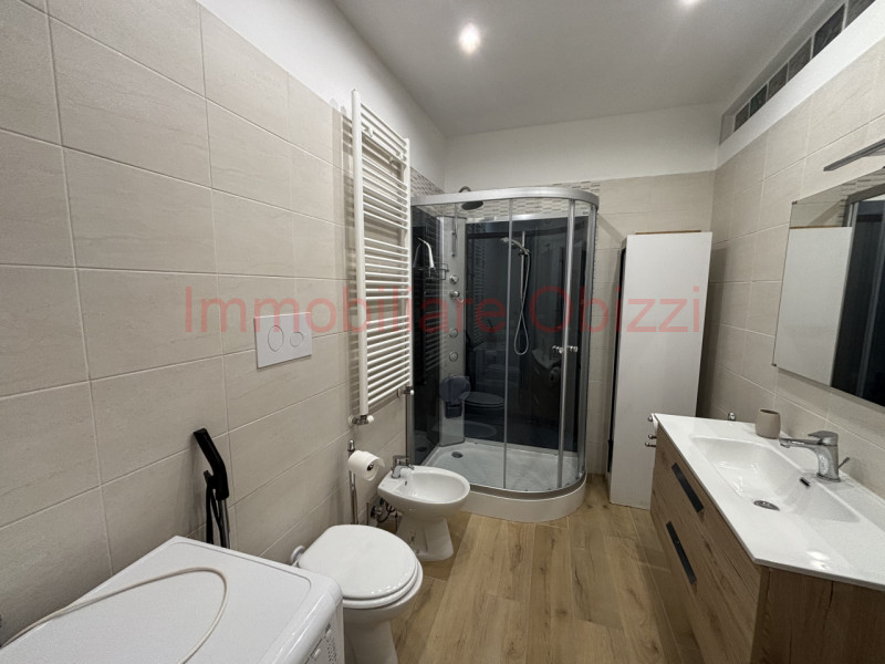 PADOVA - Savonarola - Proponiamo in vendita bilocale al piano terra con ingresso indipendente.
L'...