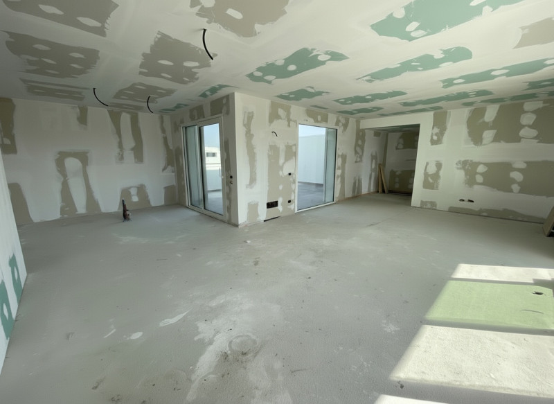 Bellissimo attico con due splendide terrazze in un contesto residenziale tranquillo e allo stesso...