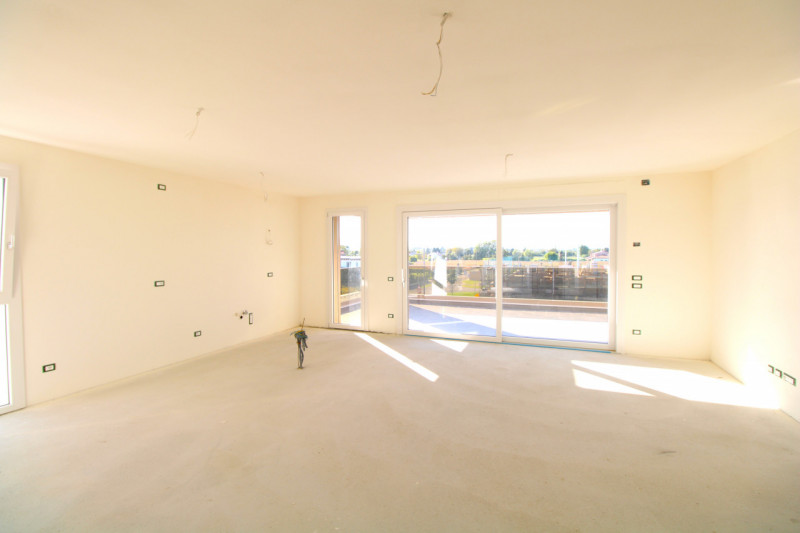 SAN GIACOMO: situato all'interno della nuova lottizzazione, condominio di nuova costruzione di so...