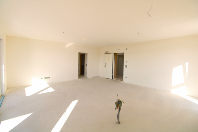 SAN GIACOMO: situato all'interno della nuova lottizzazione, condominio di nuova costruzione di so...