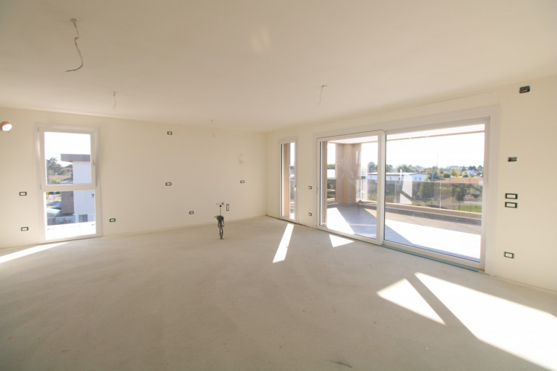 SAN GIACOMO: situato all'interno della nuova lottizzazione, condominio di nuova costruzione di so...