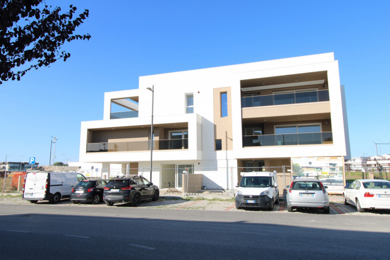 SAN GIACOMO: situato all'interno della nuova lottizzazione, condominio di nuova costruzione di so...