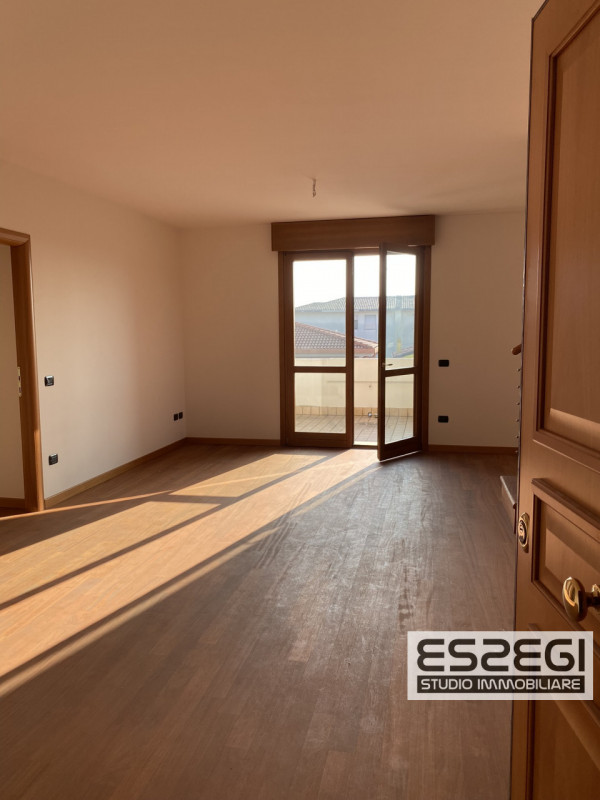 A Padova, nel quartiere San Carlo, proponiamo un elegante appartamento duplex di recente costruzi...