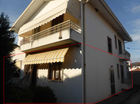 ASTA
Scopri questa imperdibile opportunità di acquisto: un appartamento di circa 136 mq situato a...