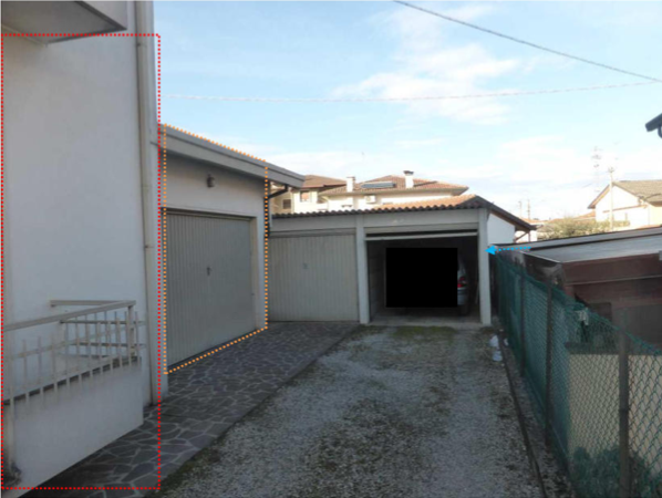 ASTA
Scopri questa imperdibile opportunità di acquisto: un appartamento di circa 136 mq situato a...