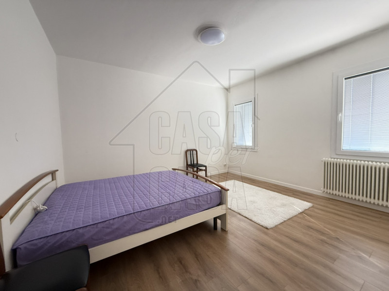 Splendida casa singola in stile veneto, immersa nella tranquillità della campagna. La proprietà t...