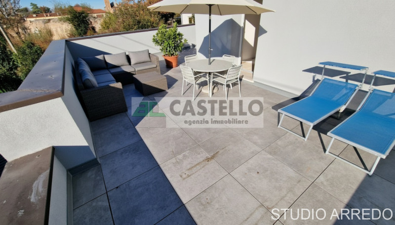 PADOVA – ZONA STANGA
Villa singola ristrutturata in classe A4 con ampi spazi e comfort moderni

C...