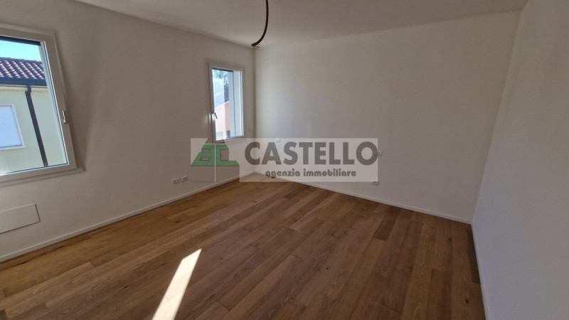 PADOVA – ZONA STANGA
Villa singola ristrutturata in classe A4 con ampi spazi e comfort moderni

C...