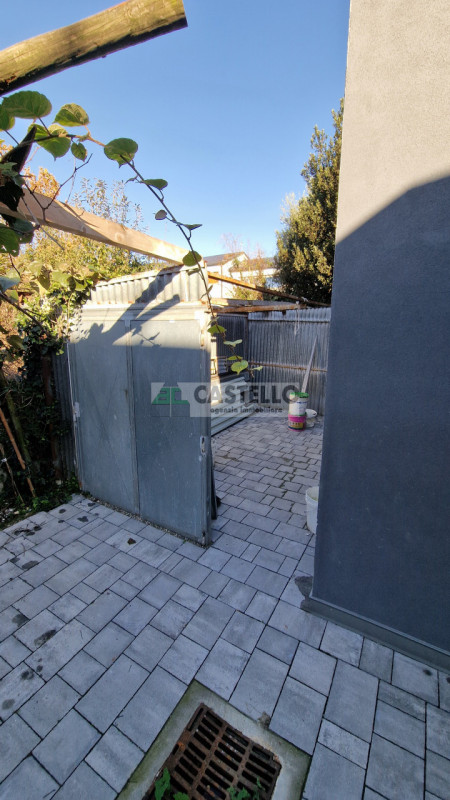 PADOVA – ZONA STANGA
Villa singola ristrutturata in classe A4 con ampi spazi e comfort moderni

C...