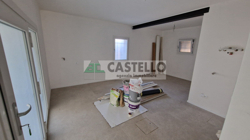 PADOVA – ZONA STANGA
Villa singola ristrutturata in classe A4 con ampi spazi e comfort moderni

C...