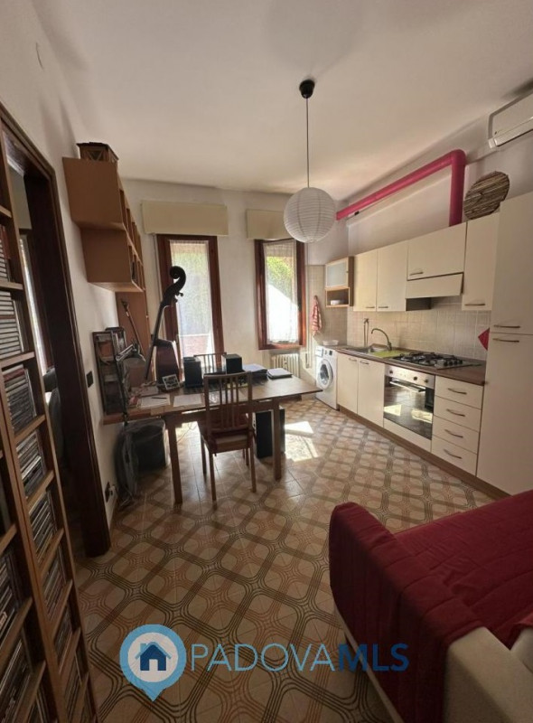 Immobile in esclusiva al Gruppo Padova MLS

Siete alla ricerca di un appartamento bilocale accogl...