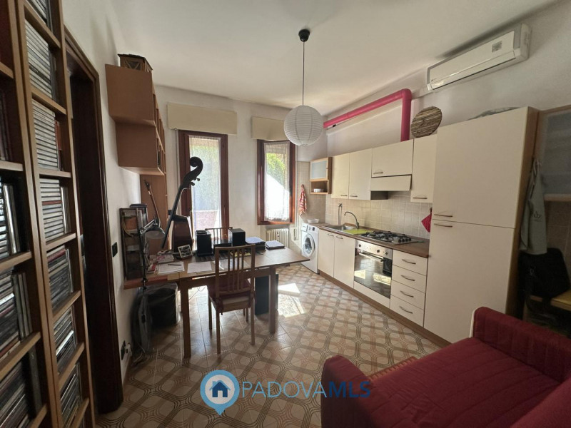 Immobile in esclusiva al Gruppo Padova MLS

Siete alla ricerca di un appartamento bilocale accogl...