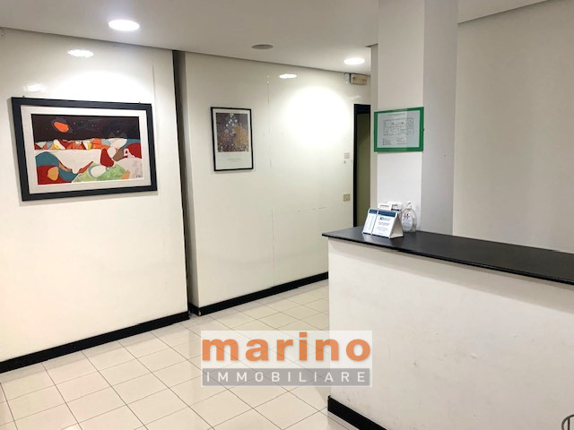 PADOVA VIA NAZARETH 
Ufficio al piano terra in ottimo contesto condominiale con servizio di porti...