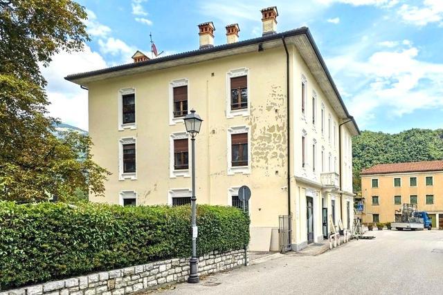 A.O. 3648502

Vendesi appartamento con possibilità di fare un'offerta

Appartamento (sub 8) sito ...
