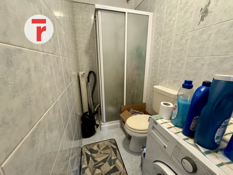 Campodarsego - loc. Reschigliano. Proponiamo in vendita appartamento al primo piano in un condomi...