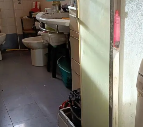 Rif. A.A.312-24

Vendita all'asta - appartamento al 2° piano in data 16 dicembre  2025

Descrizio...