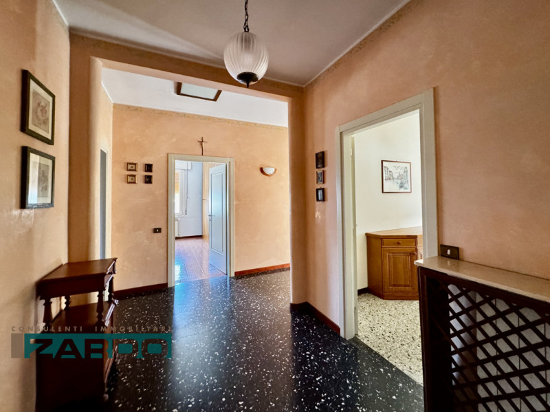 Rif. A-228 NE (per info 350 5383983 | Giacomo )

In posizione comoda e centrale a Riese Pio X, pr...