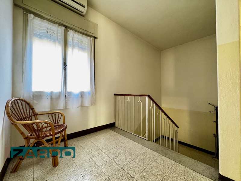 Rif. A-229 NE (per info 350 5383983 | Giacomo )

In posizione comoda e centrale a Riese Pio X, pr...