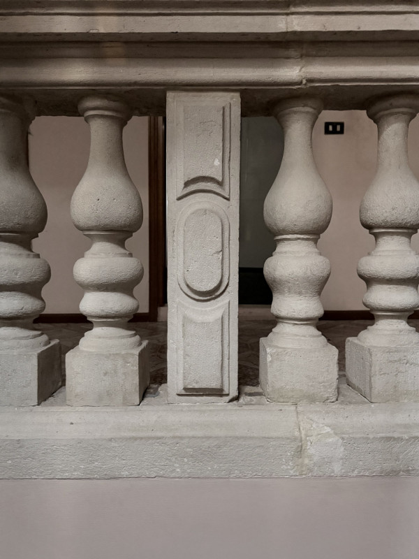 (Per INFO Fabrizio 333 7743912) Proponiamo un ampio palazzetto storico ristrutturato, in pieno ce...