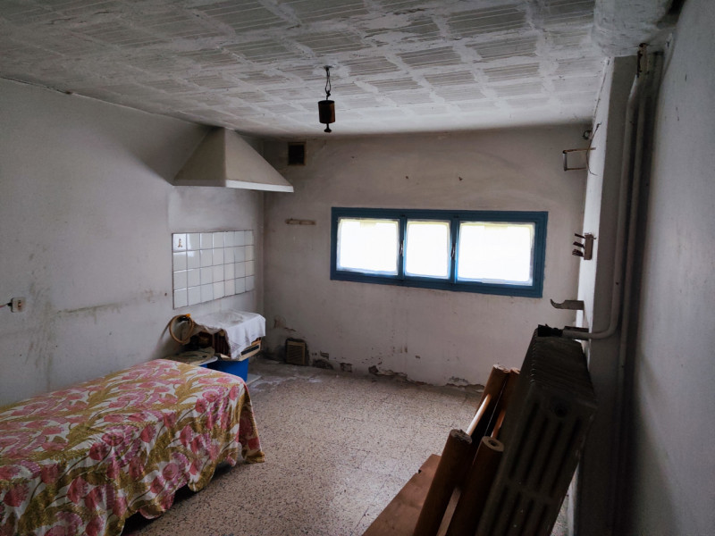 Proponiamo in vendita, nel cuore di Abano Terme e a pochi passi dalla stazione ferroviaria, una r...