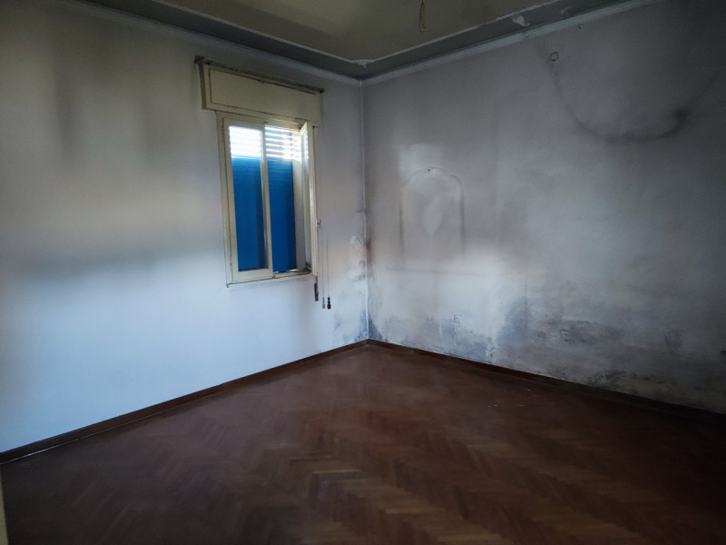 Proponiamo in vendita, nel cuore di Abano Terme e a pochi passi dalla stazione ferroviaria, una r...