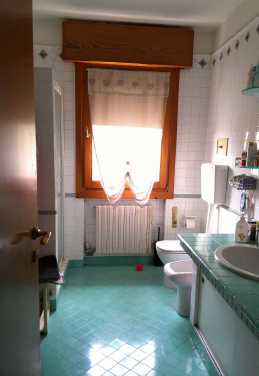 Rif. A.A.330-23

Vendita all'asta - appartamento al 2° piano in data 16 dicembre  2025

Descrizio...