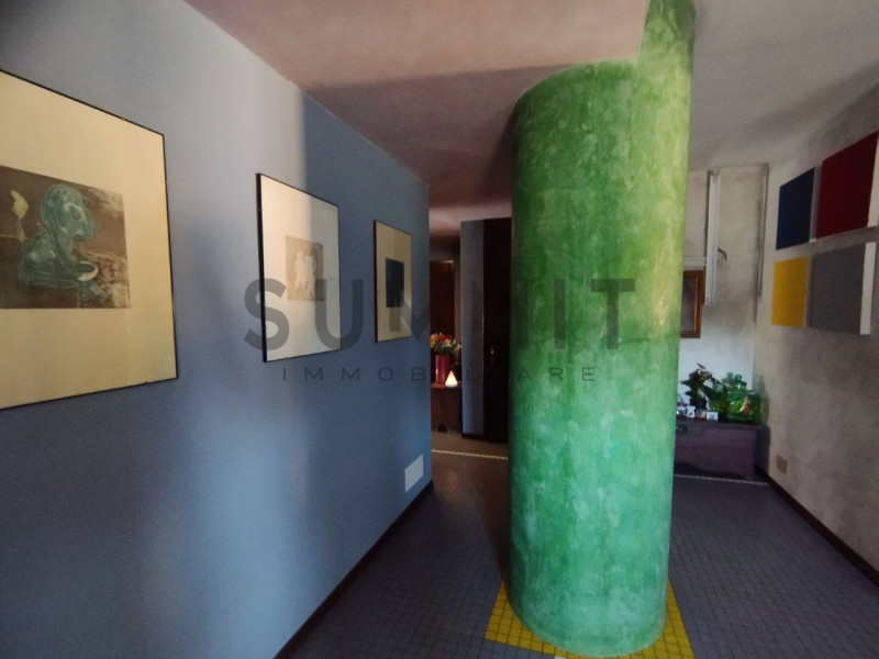 VILLAVERLA - Novoledo: ampio TRICAMERE all'ultimo piano abitabile da subito, con garage doppio e ...