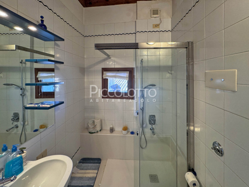 Rif. V5399 - In suggestiva posizione nel cuore del centro storico di Asolo, esclusivo appartament...