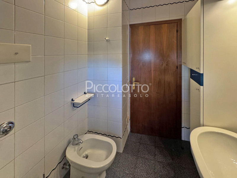 Rif. V5399 - In suggestiva posizione nel cuore del centro storico di Asolo, esclusivo appartament...