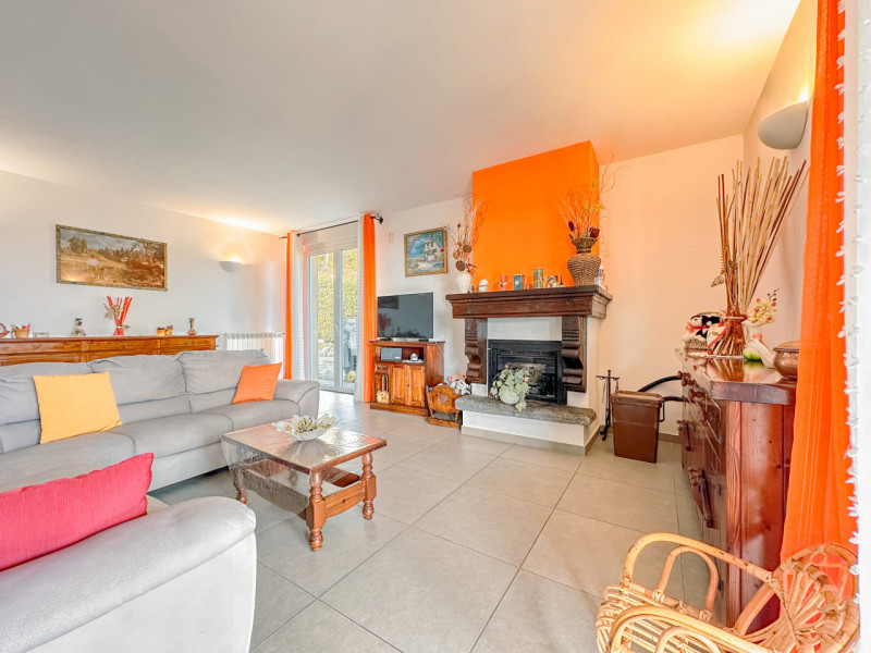 Villa for sale in Colazza, overlooking Lake Maggiore