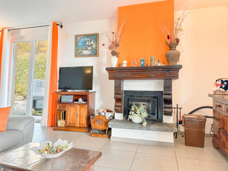 Villa for sale in Colazza, overlooking Lake Maggiore