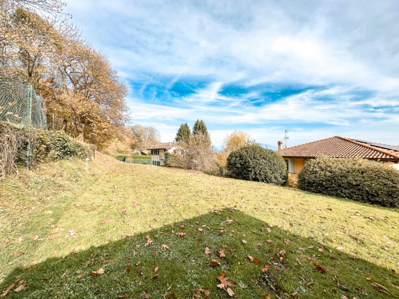 Villa for sale in Colazza, overlooking Lake Maggiore