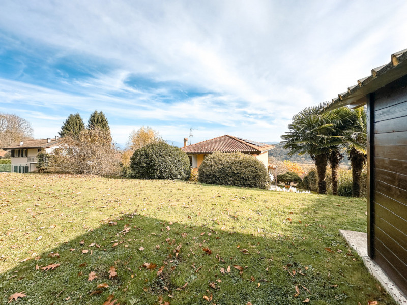 Villa for sale in Colazza, overlooking Lake Maggiore