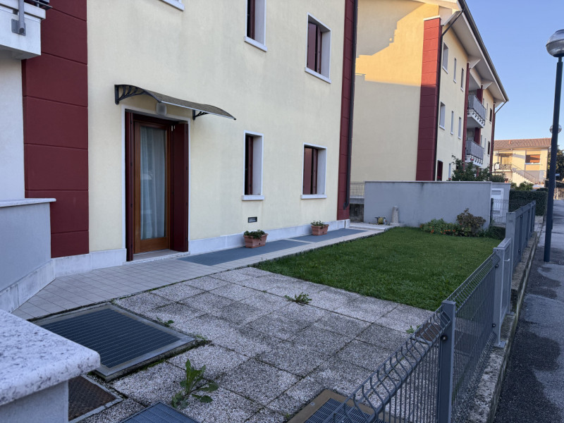 (Per INFO Fabrizio 333 7743912) A soli 400 mt dal centro di Montebelluna, proponiamo in vendita u...