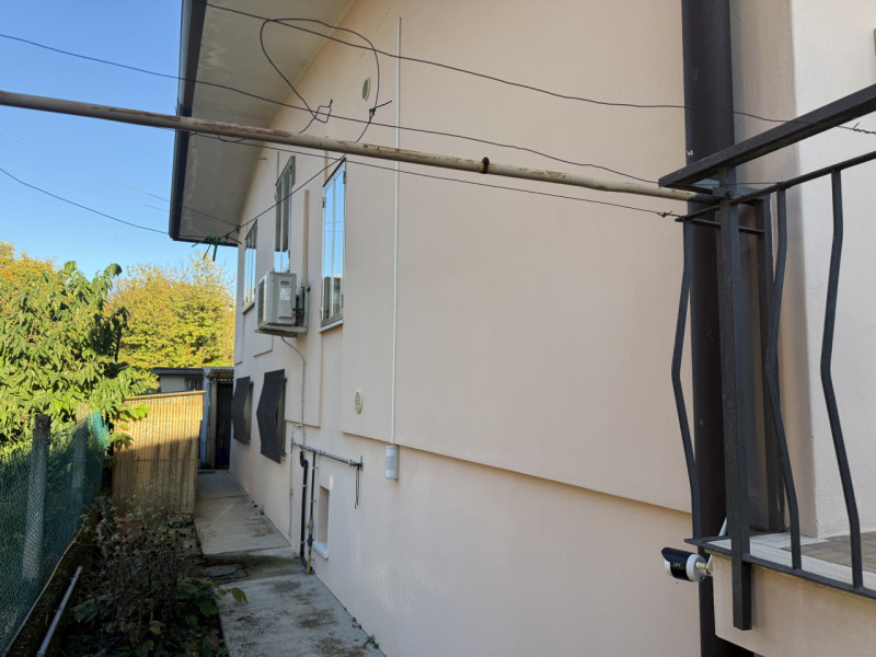 (Per INFO Fabrizio 333 7743912) - Proponiamo in vendita, a circa 1 km dal centro di Montebelluna,...