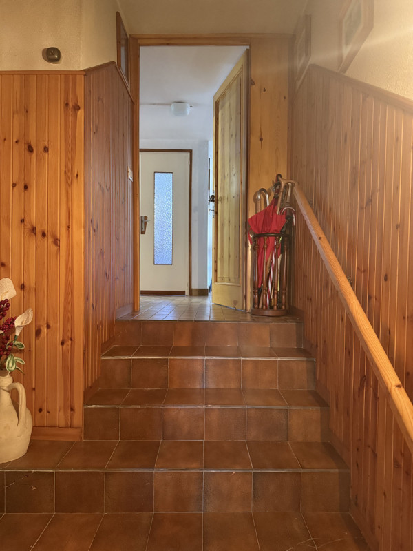 (Per INFO Fabrizio 333 7743912) - Proponiamo in vendita, a circa 1 km dal centro di Montebelluna,...