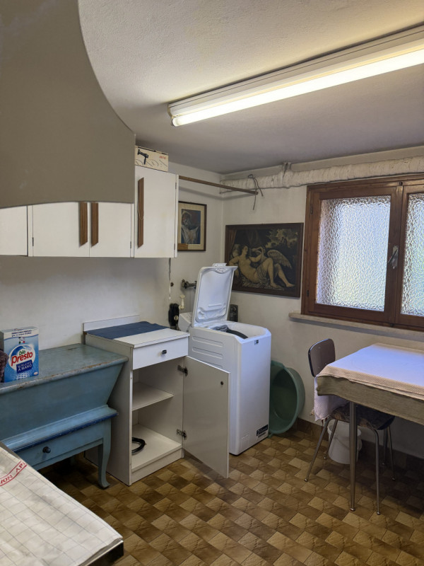 (Per INFO Fabrizio 333 7743912) - Proponiamo in vendita, a circa 1 km dal centro di Montebelluna,...