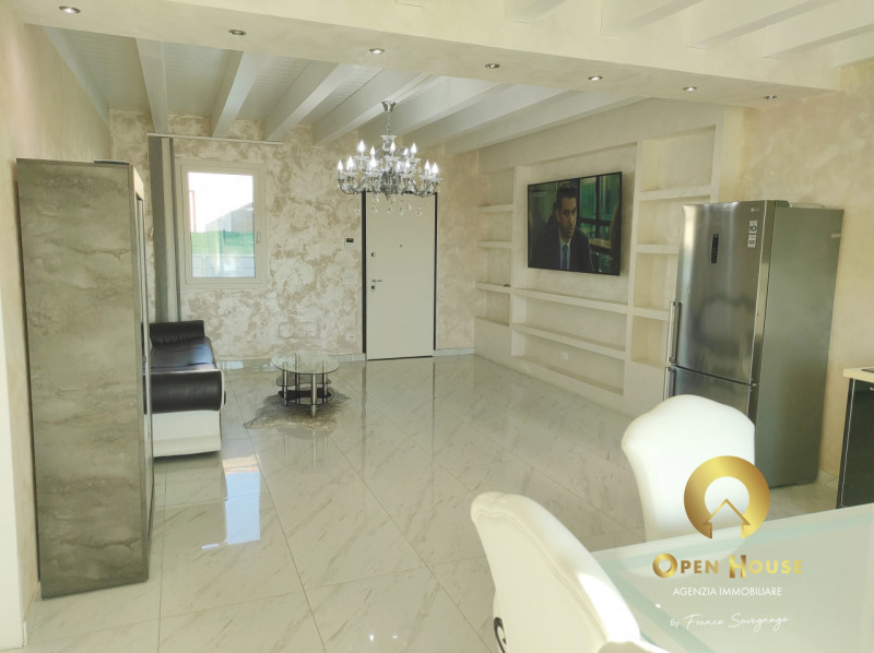 OPEN HOUSE by Franco Savegnago propone in vendita Schiera centrale in complesso residenziale di s...