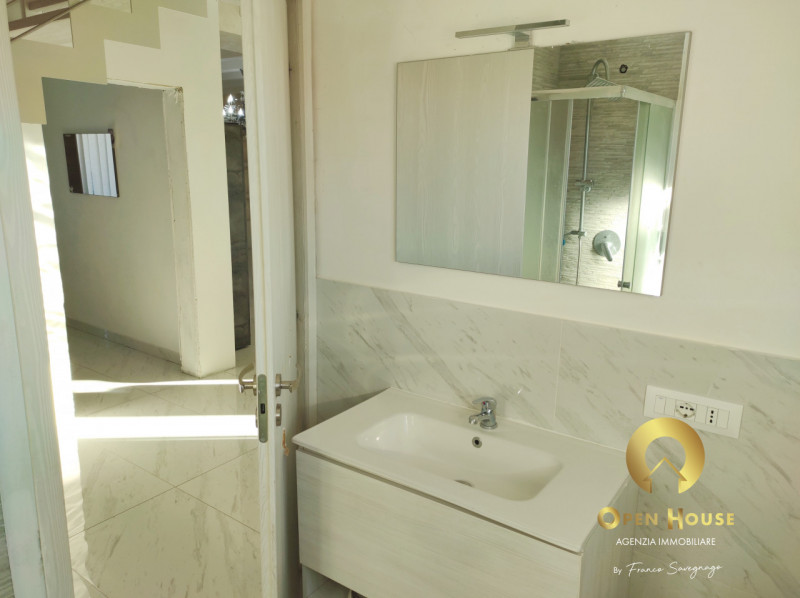 OPEN HOUSE by Franco Savegnago propone in vendita Schiera centrale in complesso residenziale di s...