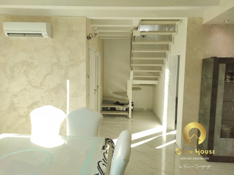 OPEN HOUSE by Franco Savegnago propone in vendita Schiera centrale in complesso residenziale di s...