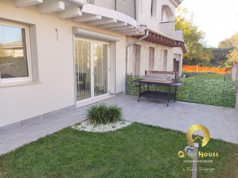 OPEN HOUSE by Franco Savegnago propone in vendita Schiera centrale in complesso residenziale di s...