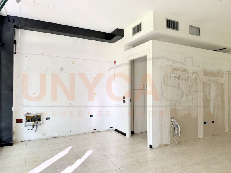 RUBANO: proponiamo in vendita un negozio ideale per chi desidera avviare o trasferire la propria ...