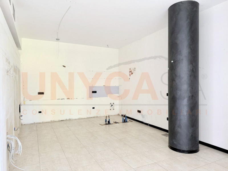 RUBANO: proponiamo in vendita un negozio ideale per chi desidera avviare o trasferire la propria ...