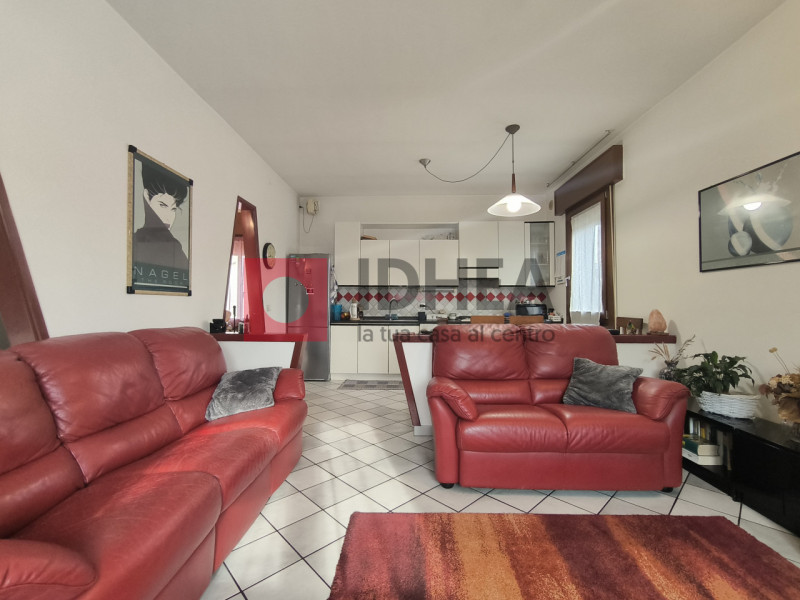 PREGANZIOL: FRESCADA

Inserito in piacevole contesto residenziale, nel cuore di Frescada, proponi...