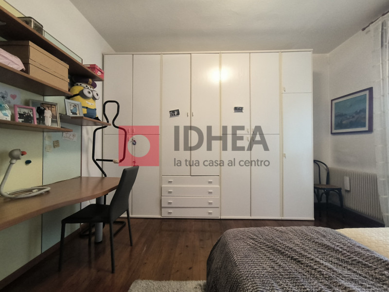 PREGANZIOL: FRESCADA

Inserito in piacevole contesto residenziale, nel cuore di Frescada, proponi...