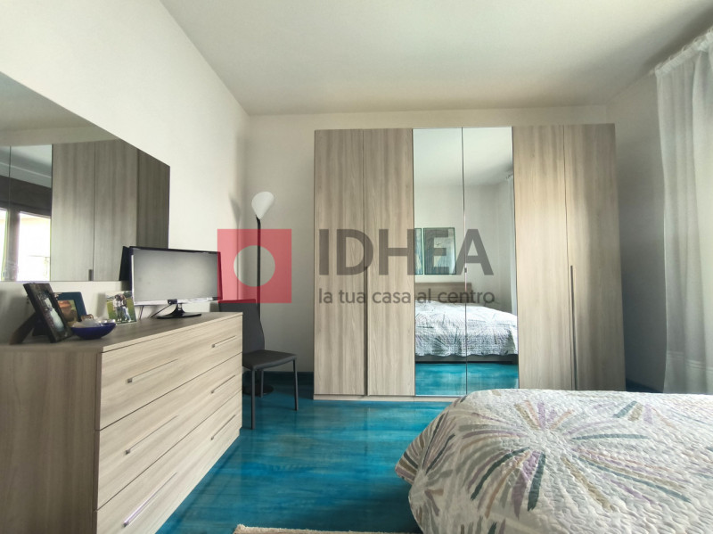 PREGANZIOL: FRESCADA

Inserito in piacevole contesto residenziale, nel cuore di Frescada, proponi...