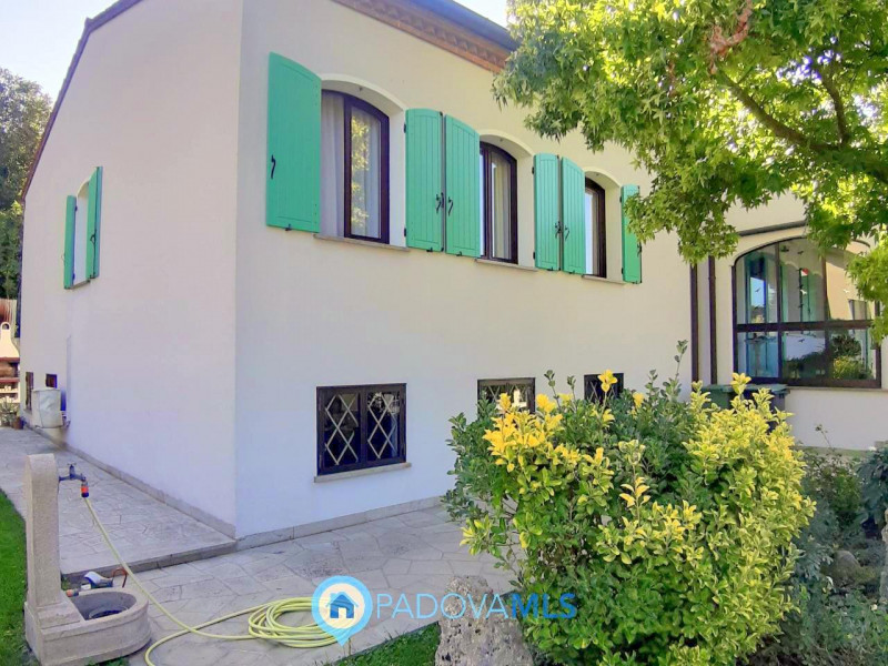 Immobile in esclusiva al Gruppo Padova MLS

Nel suggestivo Comune di Baone proponiamo in vendita ...